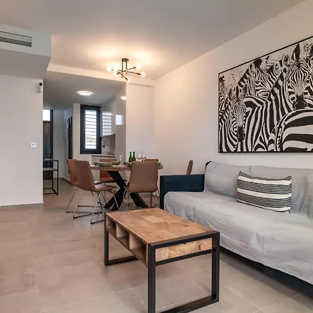 Cozy In Zahara De Atunes With Wifi Apartment
